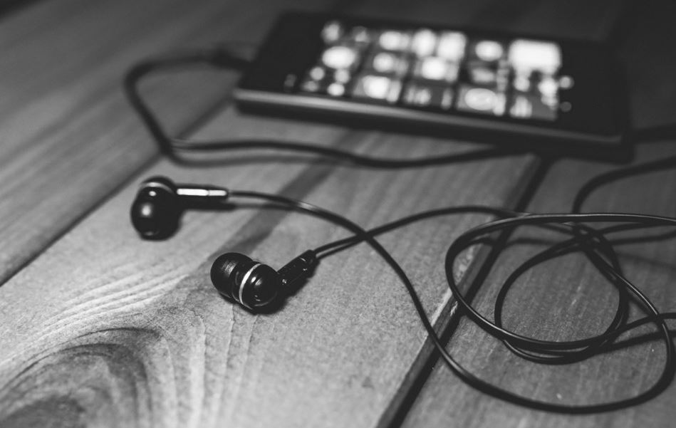 binaural music