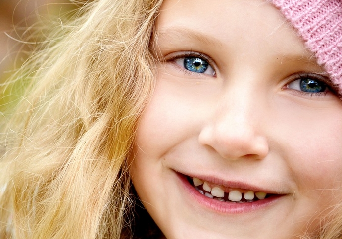 a smiling kid